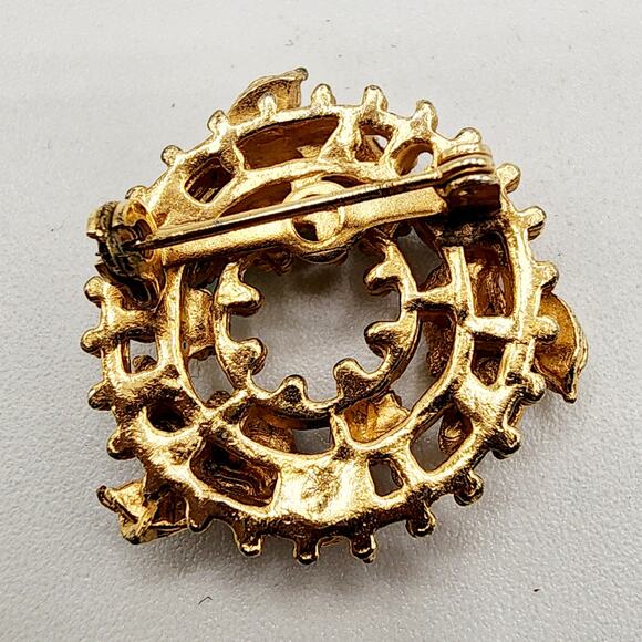 Vintage Wreath Scatter Pin White Enamel Leaves Pastel Rhinestones Mid-Century - Picture 2 of 5